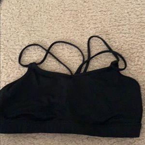 Black lululemon sports bra